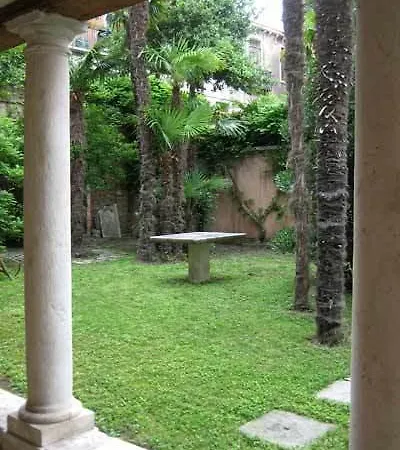 Palazzo Celsi *